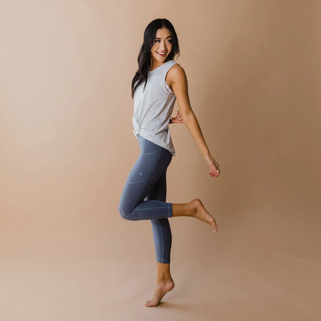 Intention Flow Capris, Indigo