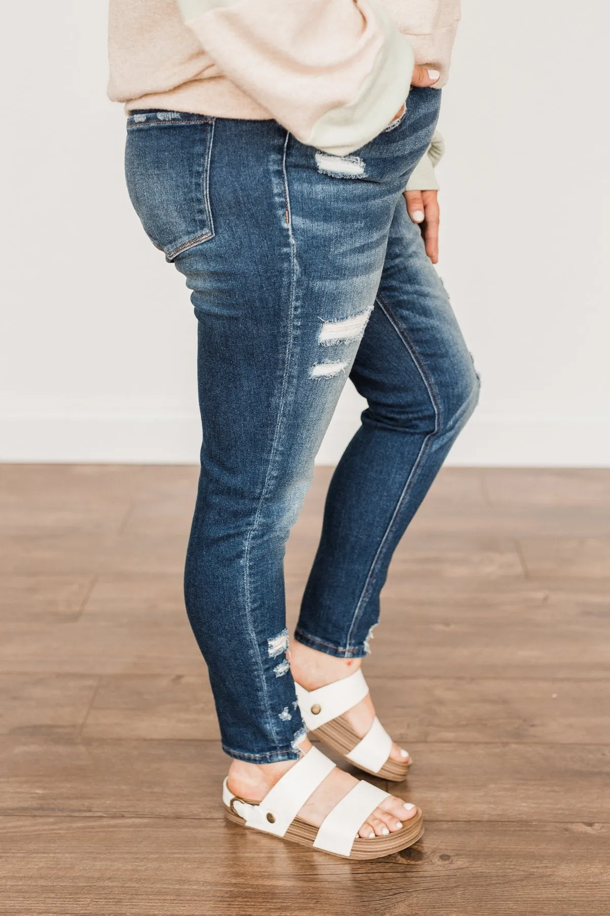 Vervet Distressed Skinny Jeans- Freya Wash