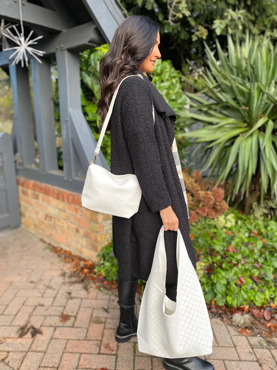 White Diamond Pattern Slouch Bag Set